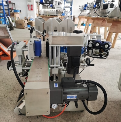 Etiquetado sin esfuerzo con la máquina automática autoadhesiva redonda de etiquetado de botellas de 130 kg