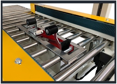 220V / 50HZ Dirección izquierda y derecha máquina de sellado de cartón sellador semiautomático de cartón