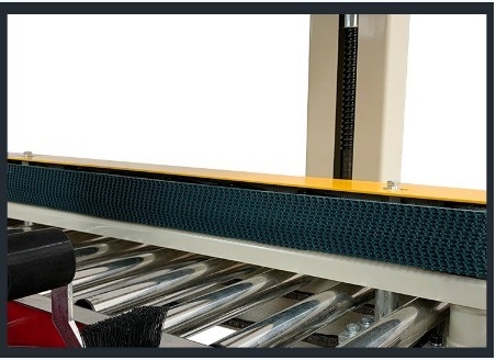 220V / 50HZ Dirección izquierda y derecha máquina de sellado de cartón sellador semiautomático de cartón